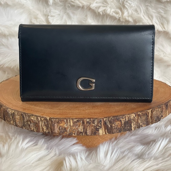 Gucci Black Leather Wallet with Silver Logo - Picture 1 of 14